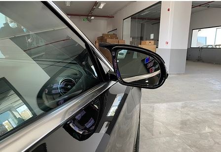 Mercedes W213 Serie E 2017-2020 Tapa de Espejo Retrovisor Batman Piano Negro Plástico ABS