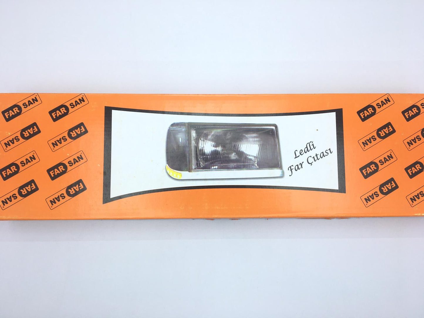 Embellecedor inferior de faro Tofaş Slx con intermitente LED y luz diurna