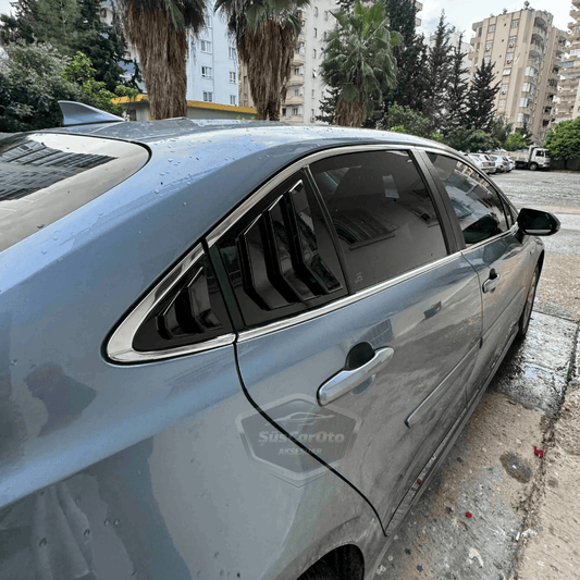 Toyota Corolla 2018 Sonrası E210 Uyumlu Kelebek Cam Izgarası Kelebek Cam Vizörü İthal Havalandırma Sağ Sol Takım Parlak Siyah 1.Sınıf
