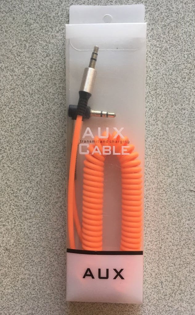 Cable de audio estéreo auxiliar para coche con punta dorada, resorte y colores, de 3,5 mm