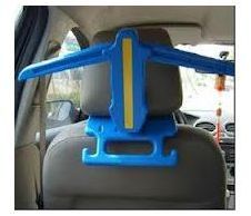 Percha plegable para ropa en el asiento trasero del coche