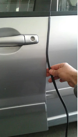 Burlete protector para puertas de coche, anticolisión, antiarañazos, tipo U, negro, 5 metros
