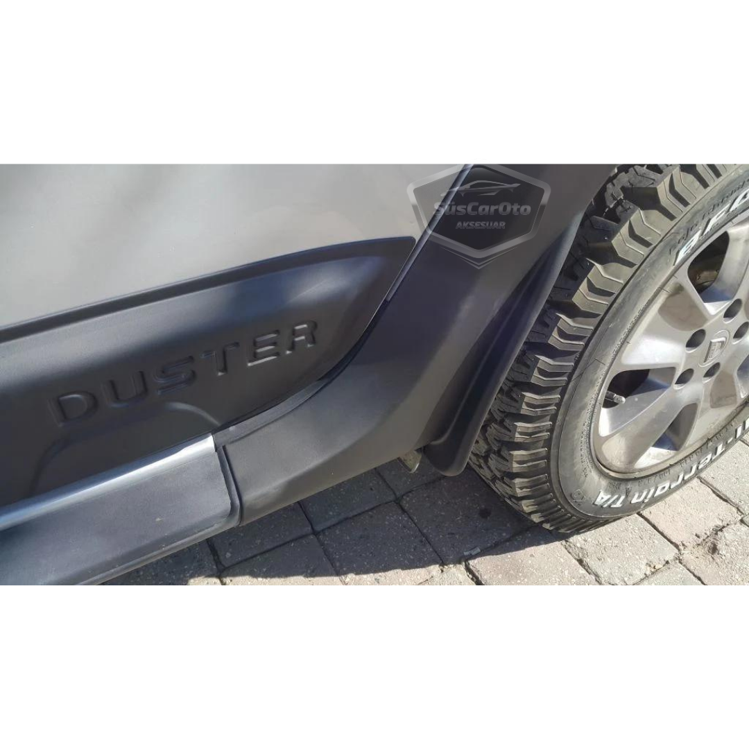 Dacia Duster 2010-2017 Compatible, Juego de 12 Piezas, Set de Molduras A Cuadros, Protectores de Puerta con Letras "Duster" y Revestimiento de Guardabarros de Plástico