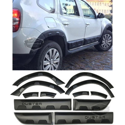 Dacia Duster 2010-2017 Compatible, Juego de 12 Piezas, Set de Molduras A Cuadros, Protectores de Puerta con Letras "Duster" y Revestimiento de Guardabarros de Plástico