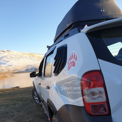Dacia Duster 2010-2017 Compatible, Rejilla de Ventana Pequeña, Visera de Ventana Pequeña, Ventilación, Juego Derecho e Izquierdo, Negro Brillante DST43