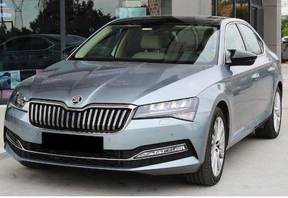 Skoda SuperB Mk3 2015-2021 Tapa de espejo Batman Bat Piano Negro Plástico ABS