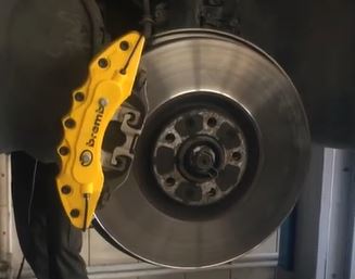 Brembo - Juego de 4 cubiertas universales para pinzas de freno, 17" y más, color amarillo