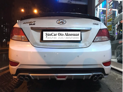 Difusor con aspecto de escape cuádruple para parachoques Hyundai Accent Blue