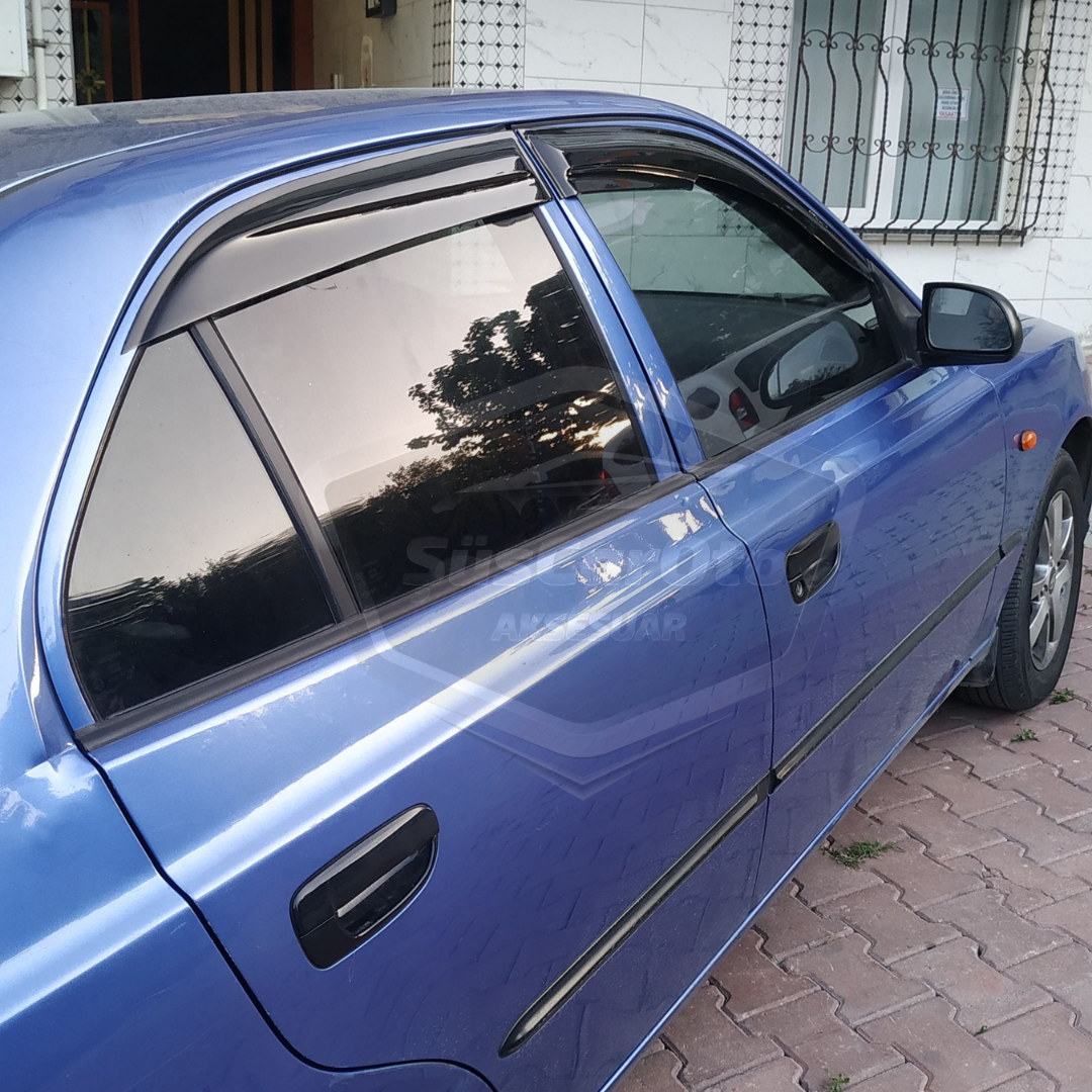 Juego de deflectores de viento para ventana Mugen compatibles con Hyundai Accent Millennium 2000-2003, color negro piano, 4 unidades, importado