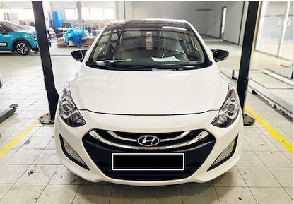 Hyundai i30 2012-2017 Tapa de espejo retrovisor tipo murciélago Piano Black Plástico ABS