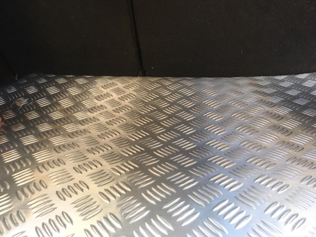 NİKEN Alfombra decorativa Alfombra de metal Bandeja para maletero