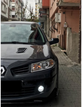 Rejilla de ventilación superior de capó Renault Megane 2 Piano Black