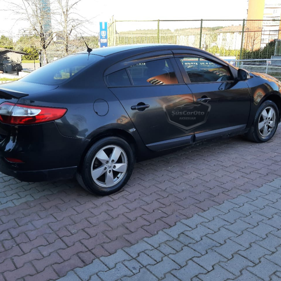 Renault Fluence 2009-2016 Juego de deflectores de ventana Mugen Piano Black 4 piezas, importado