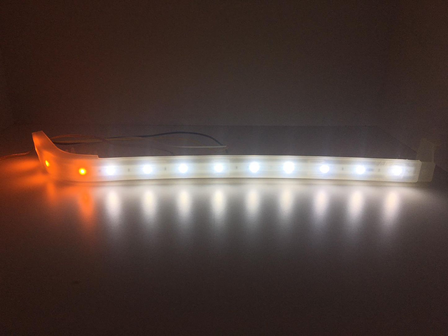 Embellecedor inferior de faro Tofaş Slx con intermitente LED y luz diurna