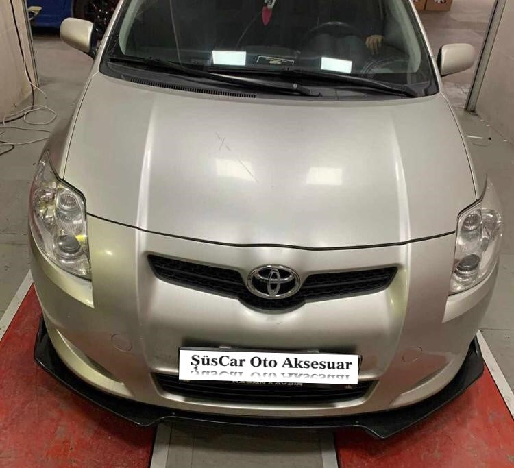 Toyota Auris Flexible 3 Piezas ABS Labio Negro Piano con Aletas