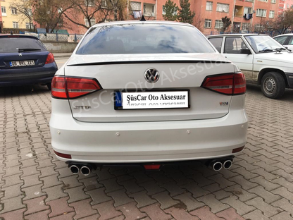 Spoiler de maletero Volkswagen Jetta 2011 en adelante Piano Black-Blanco