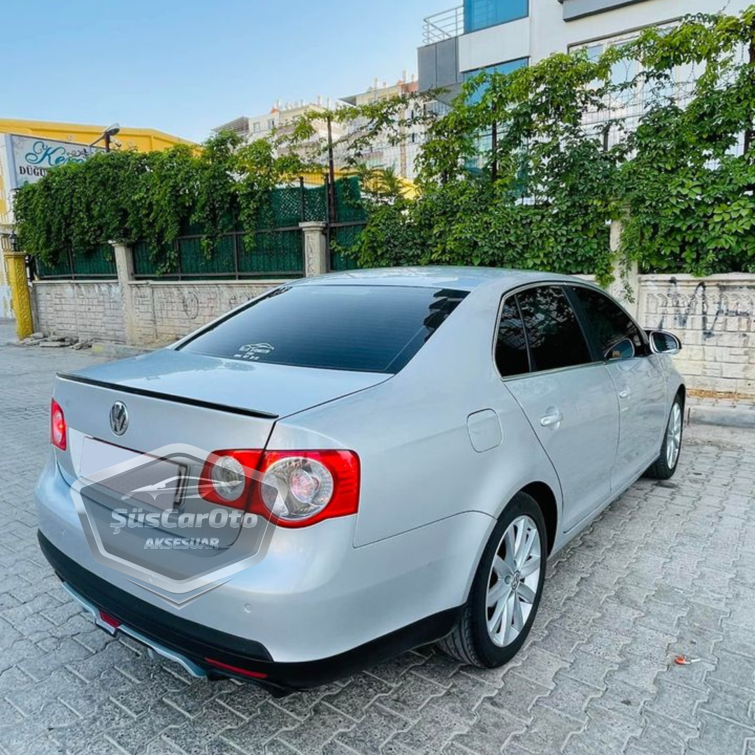 VW Jetta MK5 2005-2010 Spoiler Superior de Maletero Embellecedor Negro Piano Brillante