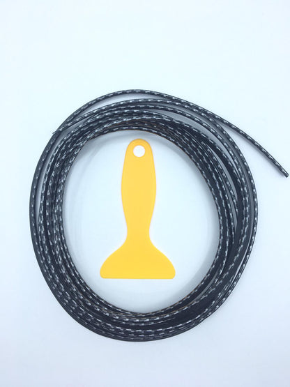 Tira de decoración de 5M para salpicadero de coche con cordón, tira de fibra de carbono con accesorio de burlete.
