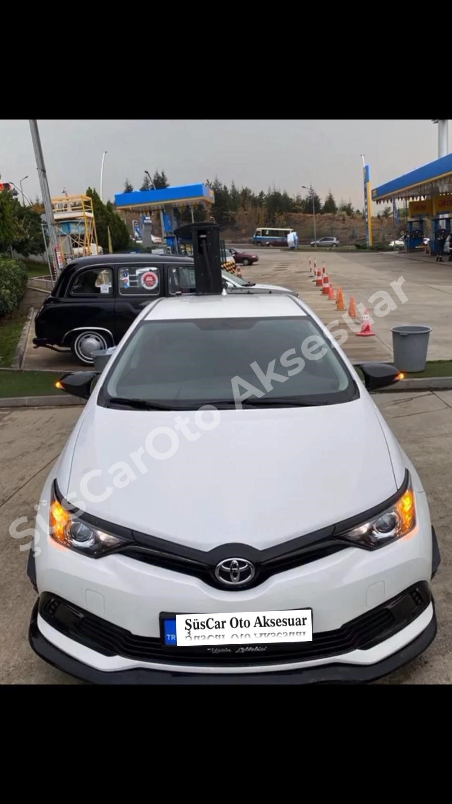 Cubierta de espejo Toyota Group Batman Bat ABS plástico negro piano