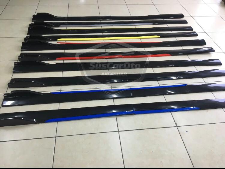 Faldón Universal para Paragolpes, Negro Piano, con Aletas, Cuchilla Blanca