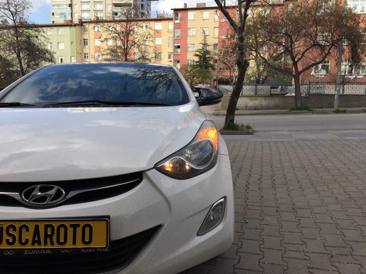 Hyundai Elantra 2011-2016 Cubierta de espejo lateral Batman tipo murciélago, negro piano, plástico ABS